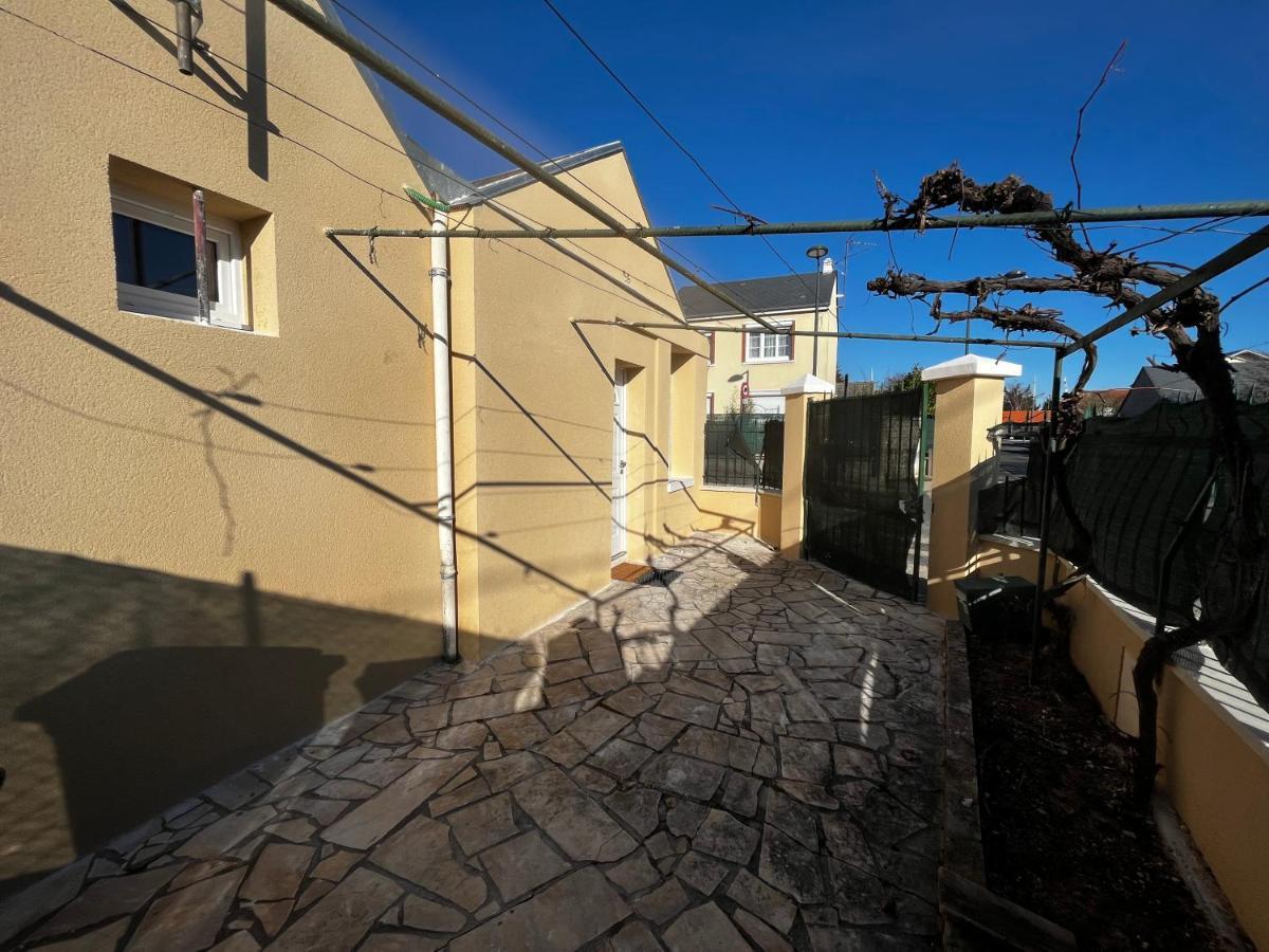 Studios Au Quartier Pavillonnaire Rue D Ambert Orléans Eksteriør bilde